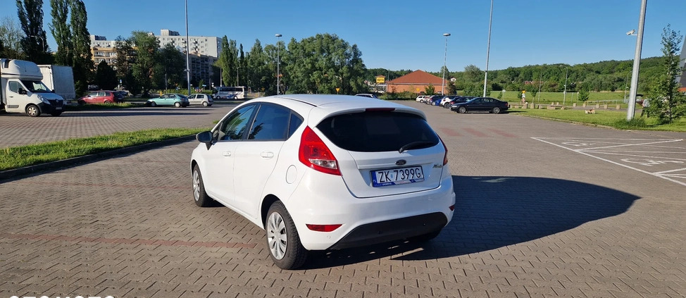 Ford Fiesta cena 19000 przebieg: 132075, rok produkcji 2009 z Koszalin małe 172